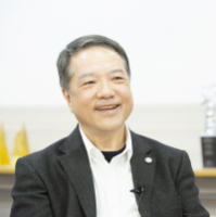 黃肇雄